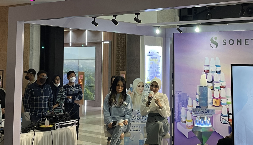 Syahrini Jadi BRAND AMBASSADOR Terbaru Somethinc + Launching Diamond Phyto Stem Cell Serum
